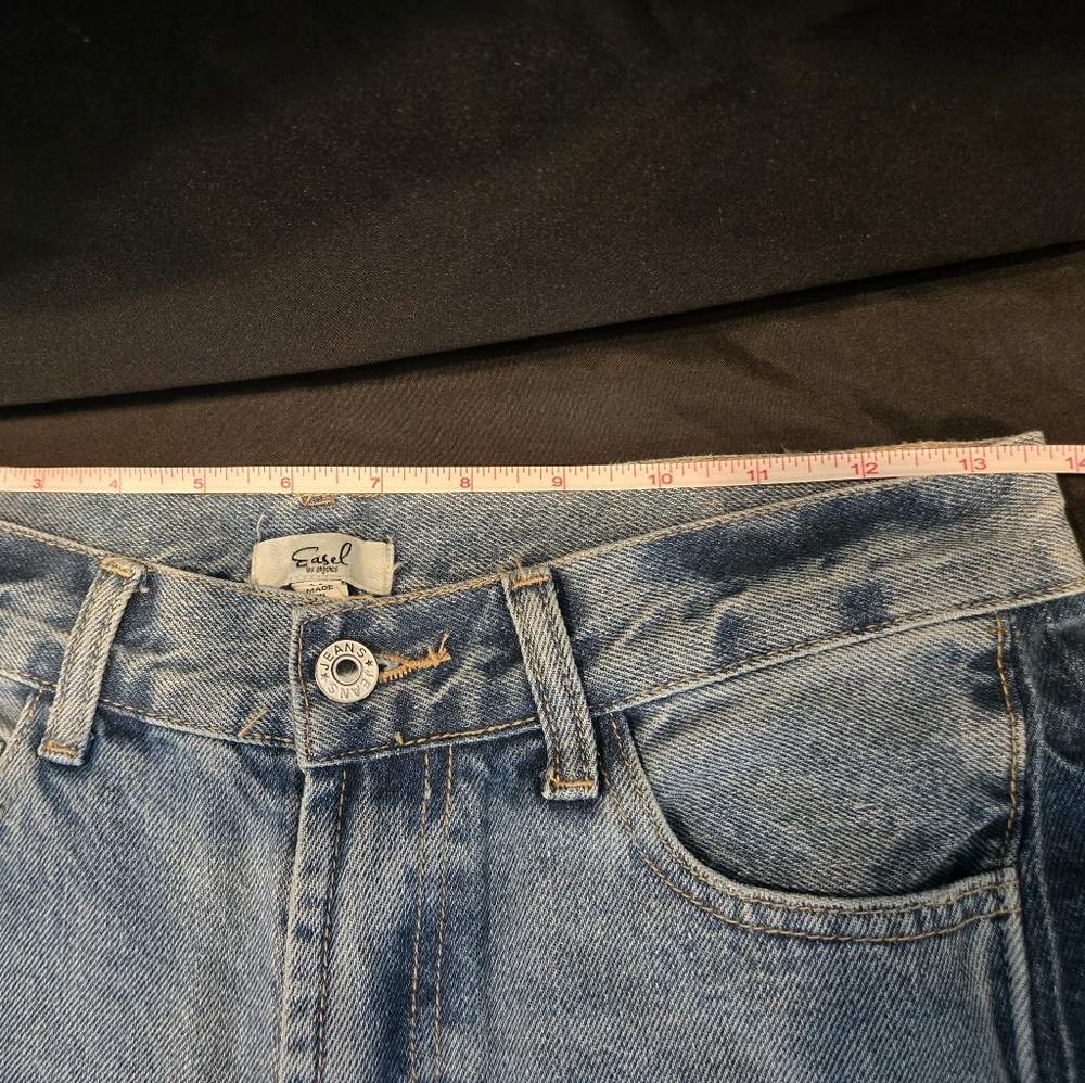 Easel Two Tone Patched Wide Leg Jeans NWOT - Picture 3 of 5